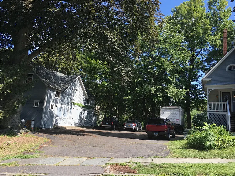 71 Vine St #6 — Photo 8