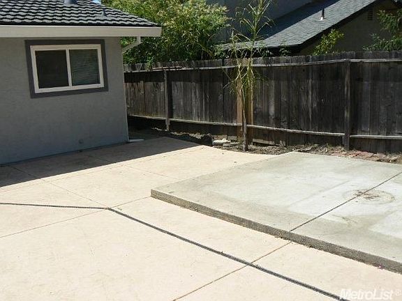 3rd image of 8445 Cortadera Dr