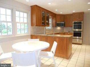 1144 Gantt Dr, Huntingdon Valley, PA 19006