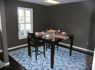 32892 Nature View Dr, New Carlisle, IN 46552