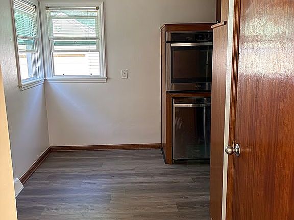 3rd image of 1907 52nd St