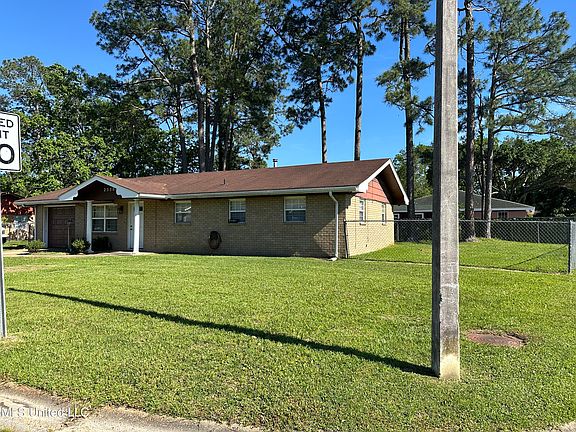 2nd image of 2530 W David Dr