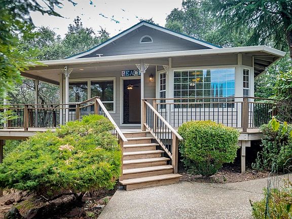 2nd image of 3042 Good Shepherd Ln
