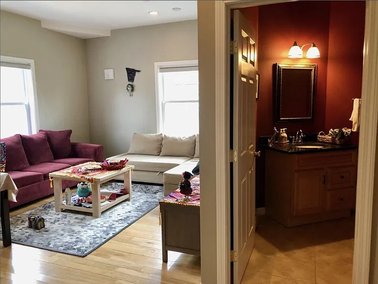 190 Summer St #402 — Photo 3