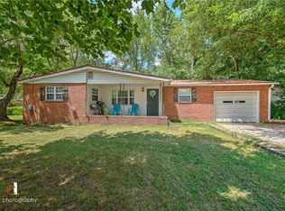 310 E Thurman St, Prairie Grove, AR 72753
