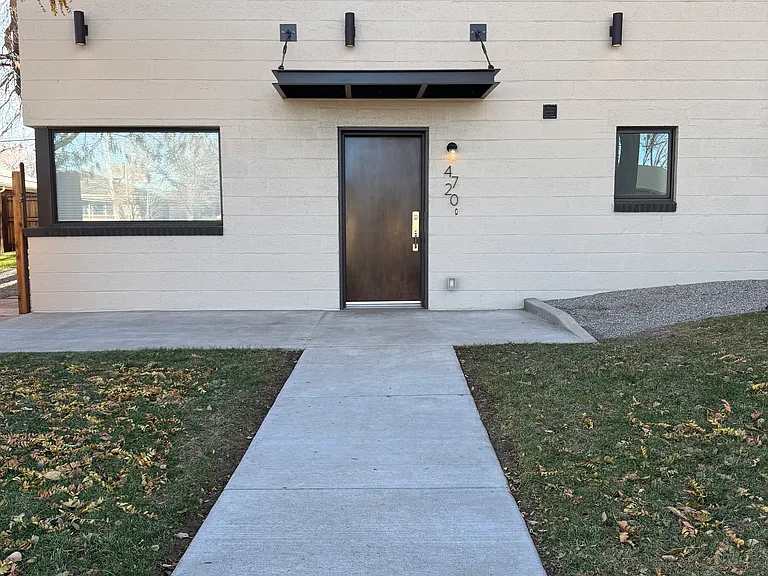4720 Lamar St #B — Photo 1