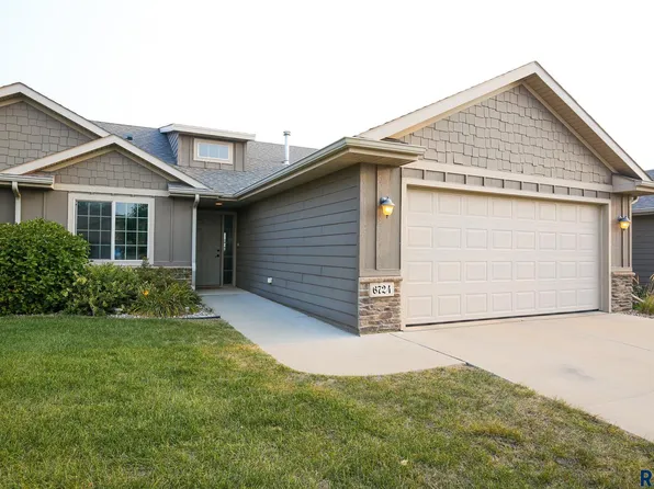 6724 E 42nd St, Sioux Falls, SD 57110