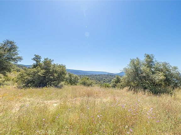 3rd image of Old Yosemite Rd