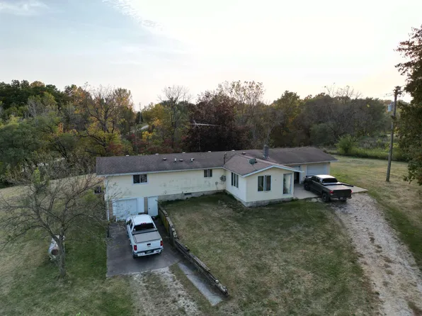 12151 160th St, Postville, IA 52162