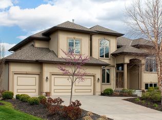 9112 W 156th Pl, Overland Park, KS 66221