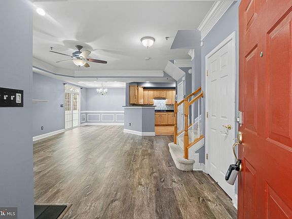 5th image of 7141 Mason Grove Ct #18