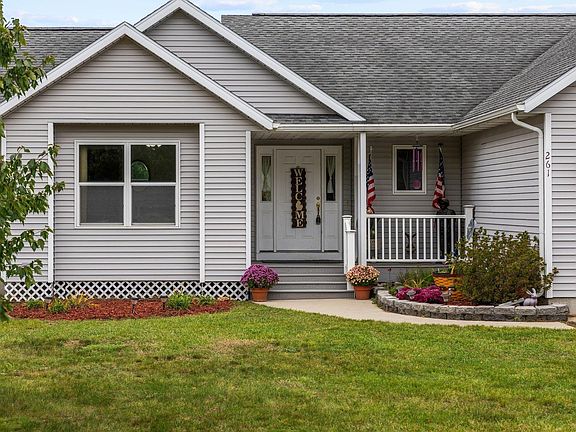 4th image of 261 Heartland Dr