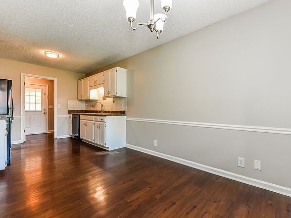 5th image of 1119 Falling Tree Ct