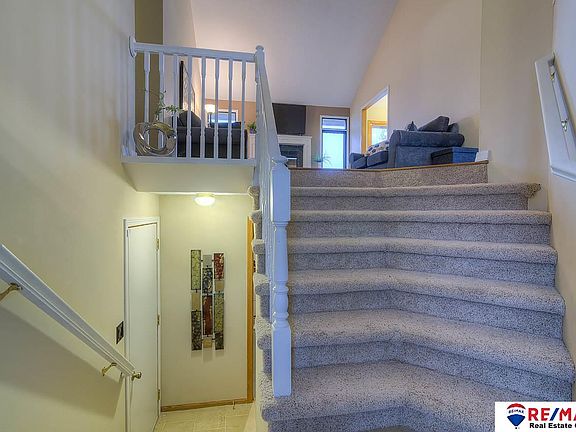 2nd image of 707 Eagle View Dr
