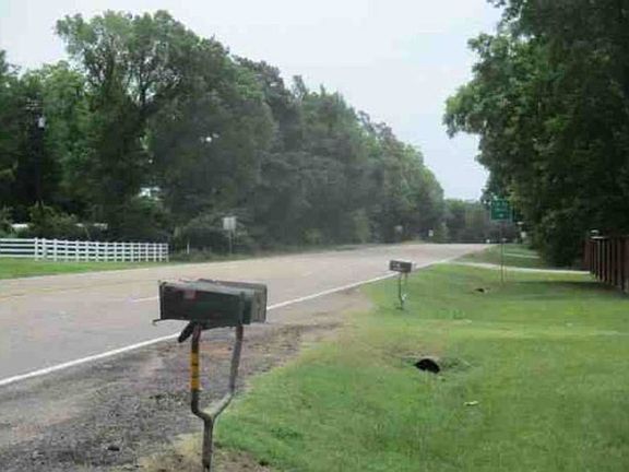3rd image of 3674 E Us Highway 67