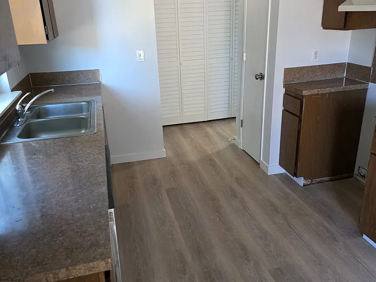 2027 Porta Ct NW — Photo 2