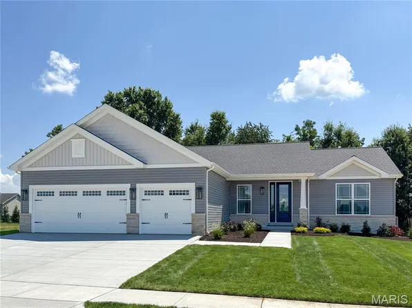 130 River Grove Ct, Ofallon, MO 63366