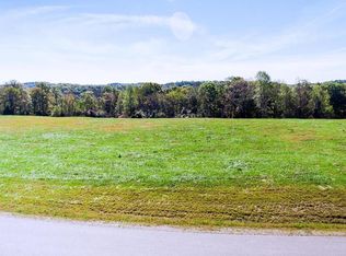15 Hickory Point Dr, Monticello, KY 42633