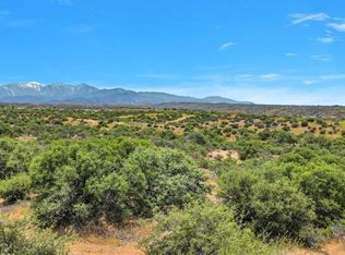 2 Smith Rd, Phelan, CA 92371