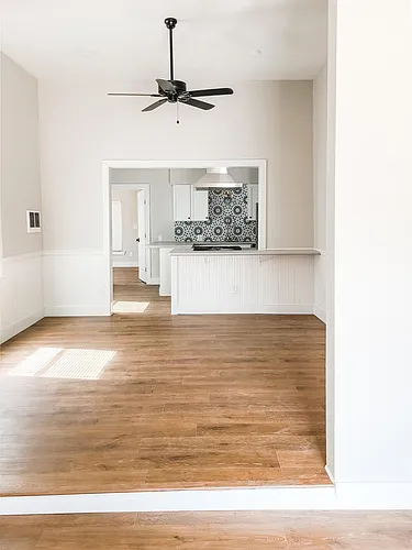 1206 E Carson St #2 Photo 1