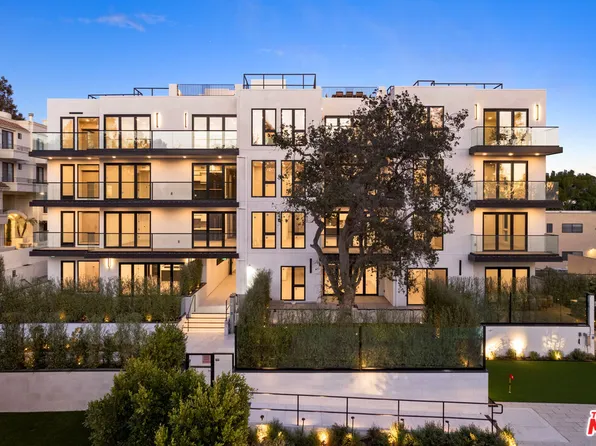 505 S Barrington Ave #408, Los Angeles, CA 90049