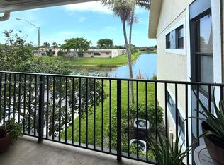 1484 Lake Crystal Dr APT E, West Palm Beach, FL 33411