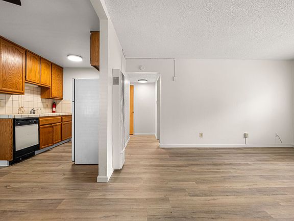 3rd image of 4229 Boone Ln APT 9