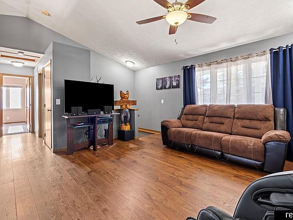 5th image of 262 N 28th St