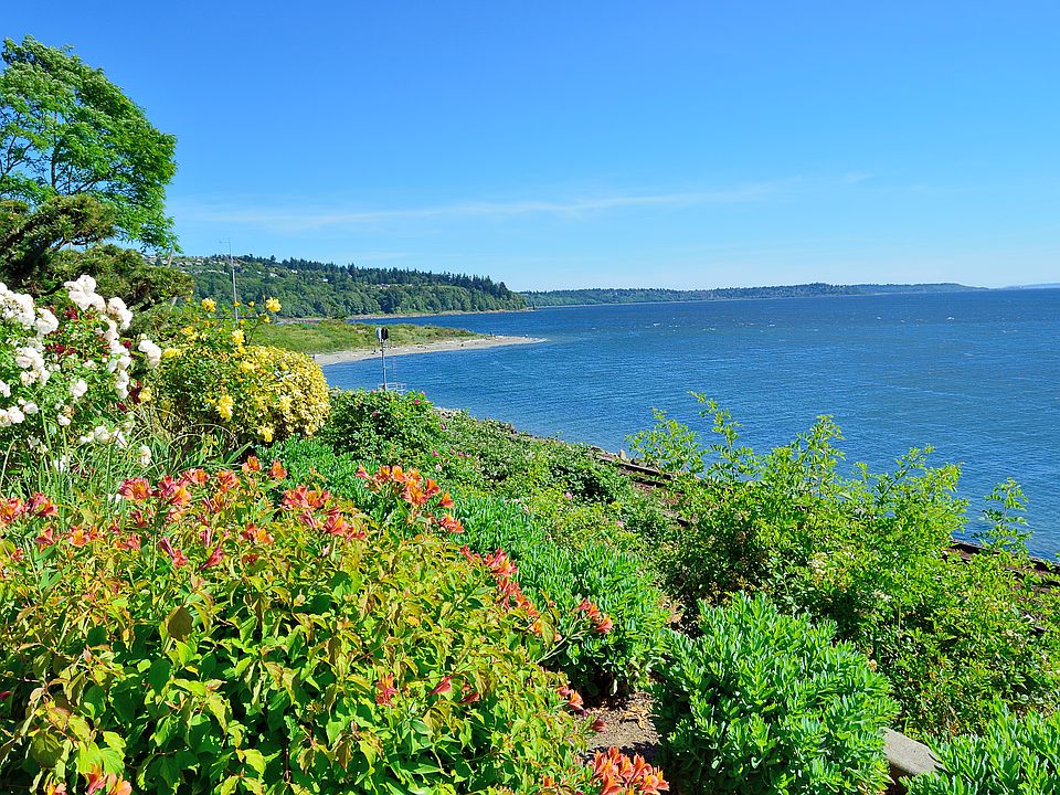 2nd image of 19111 Richmond Beach Dr NW