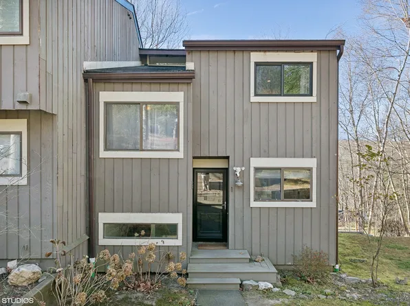 1 Hickory Lane #1, Woodbury, CT 06798