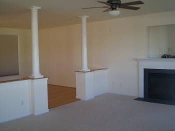 5th image of 366 Clairborne Fields Dr