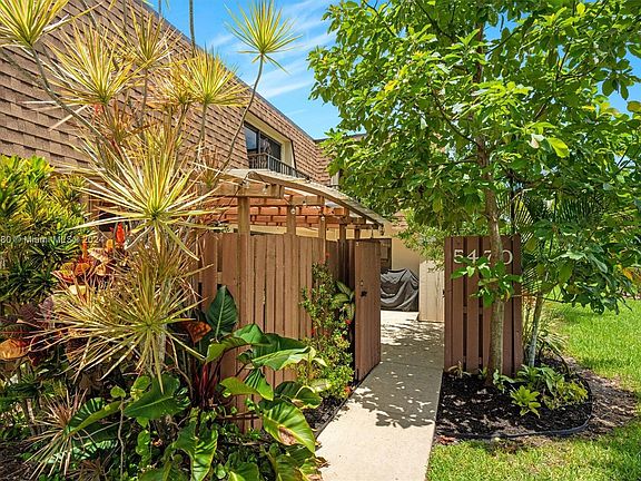3rd image of 5470 NW 61st Pl #5470