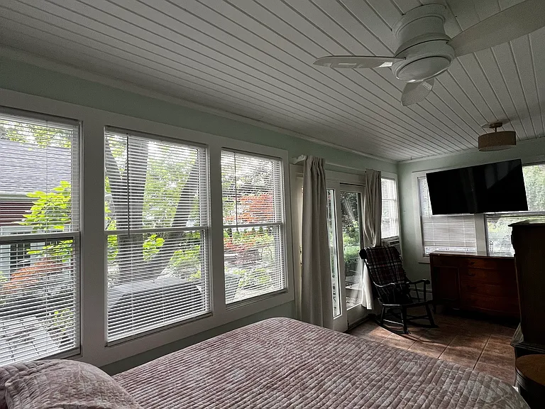324 Sage St — Photo 10
