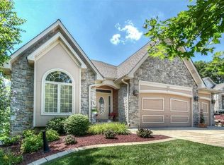 600 Charlemagne Dr, Lake Saint Louis, MO 63367