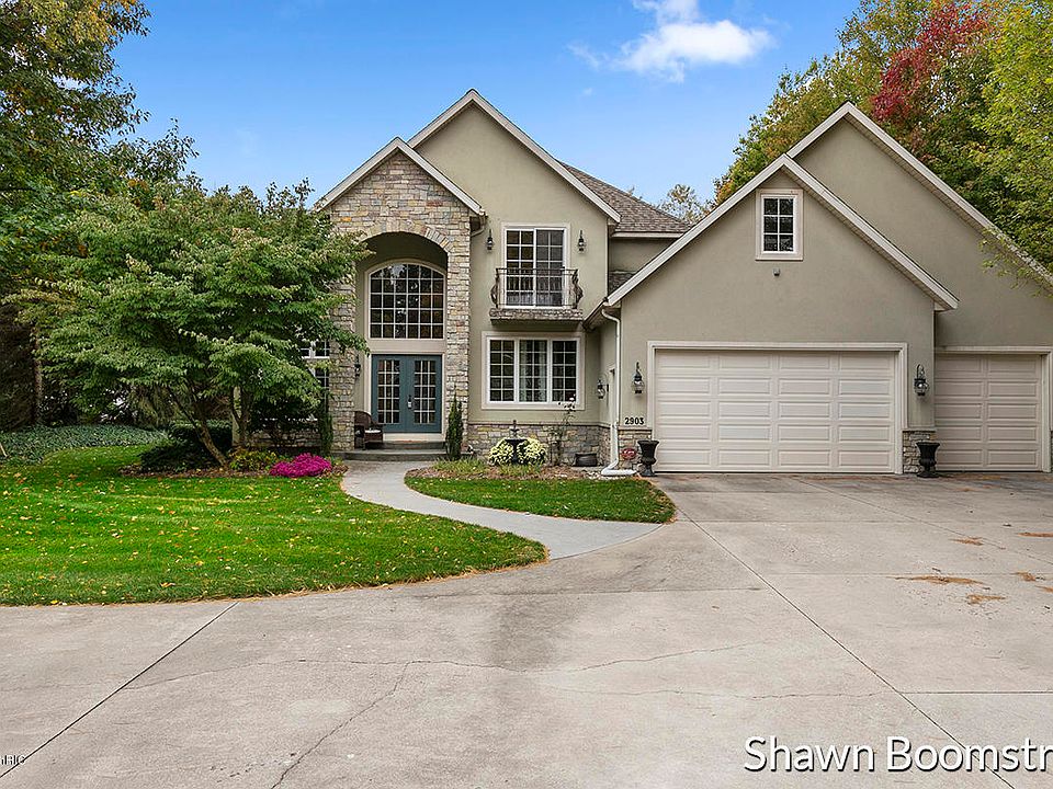 1st image of 2903 Foxboro Ln