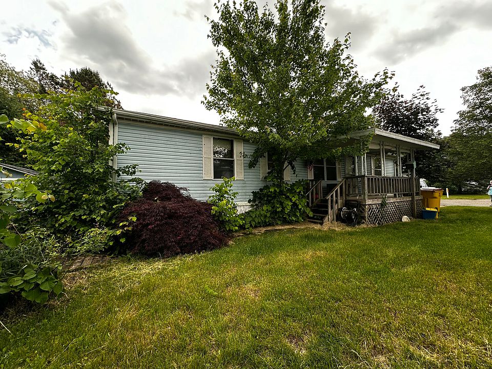 1st image of 411 Aquaview Dr