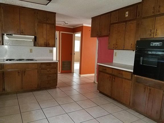 5th image of 11323 SE 54th Ave