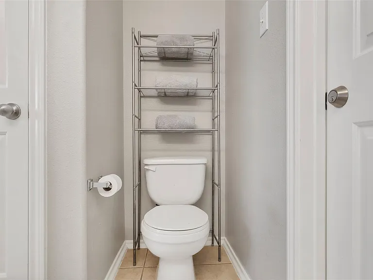 418 Folk Crest Ln — Photo 22