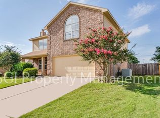 1216 Jackson Dr, Crowley, TX 76036