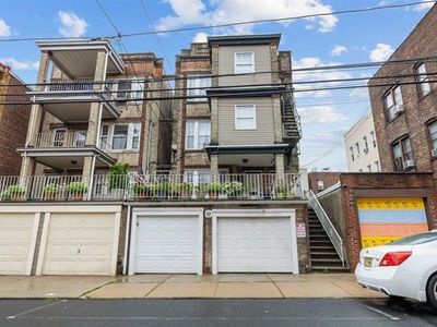53 64th St APT 3, West New York, NJ, 07093