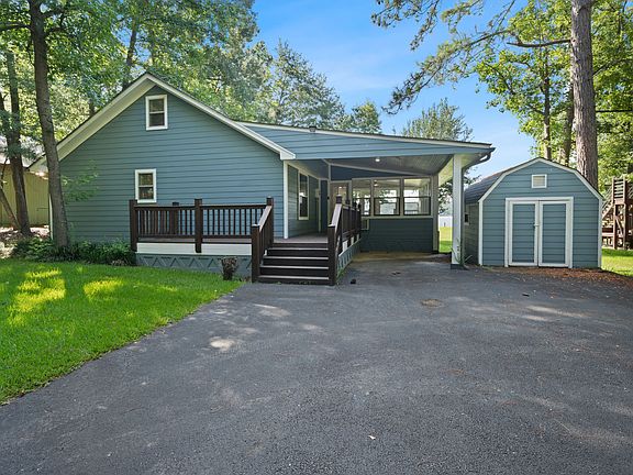2nd image of 224 Miller Rd