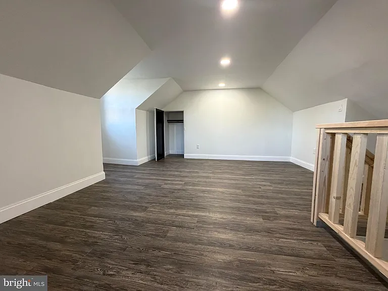 517 Bentley Ave #C — Photo 15