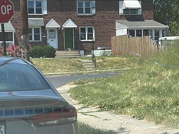 5th image of 2140 Baker Dr
