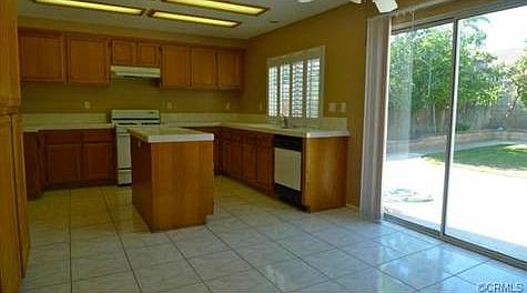 5th image of 1017 Doral Ct