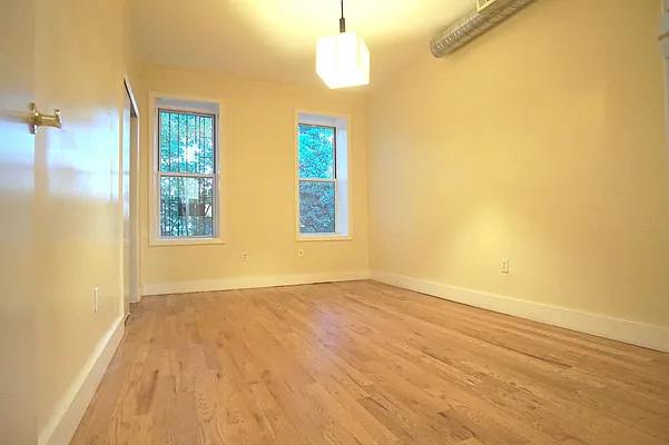 Rented by Rental Solutions Inc | media 29