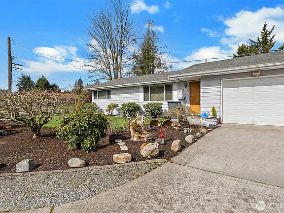 3rd image of 8311 -8313 Mckinley Avenue