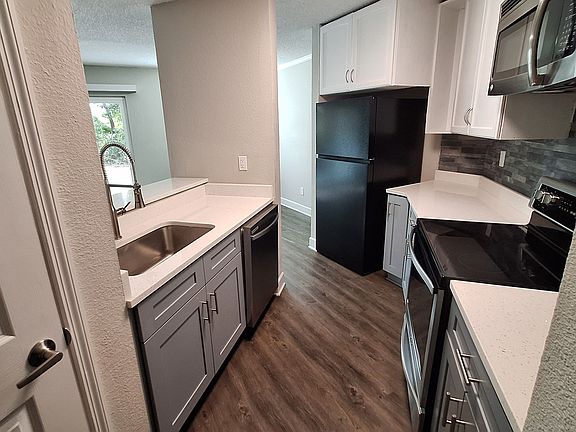 4th image of 2560 Woodgate Blvd APT 106