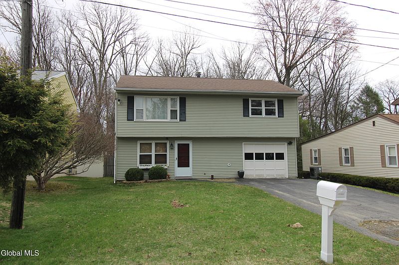 2nd image of 9 Hudson Avenue
