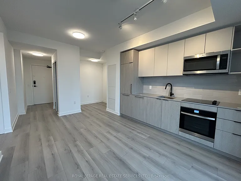 1185 Dupont St #1811 — Photo 27
