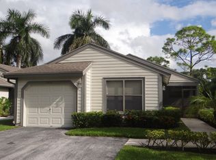2529 Bedford Mews Dr, Wellington, FL 33414